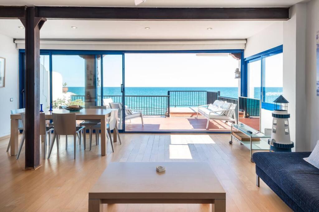 ¡Impactante Apartamento A Cero Linea De Mar! Appartement Tarragona Buitenkant foto